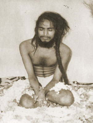 Shivabalayogi having completed tapas to the West